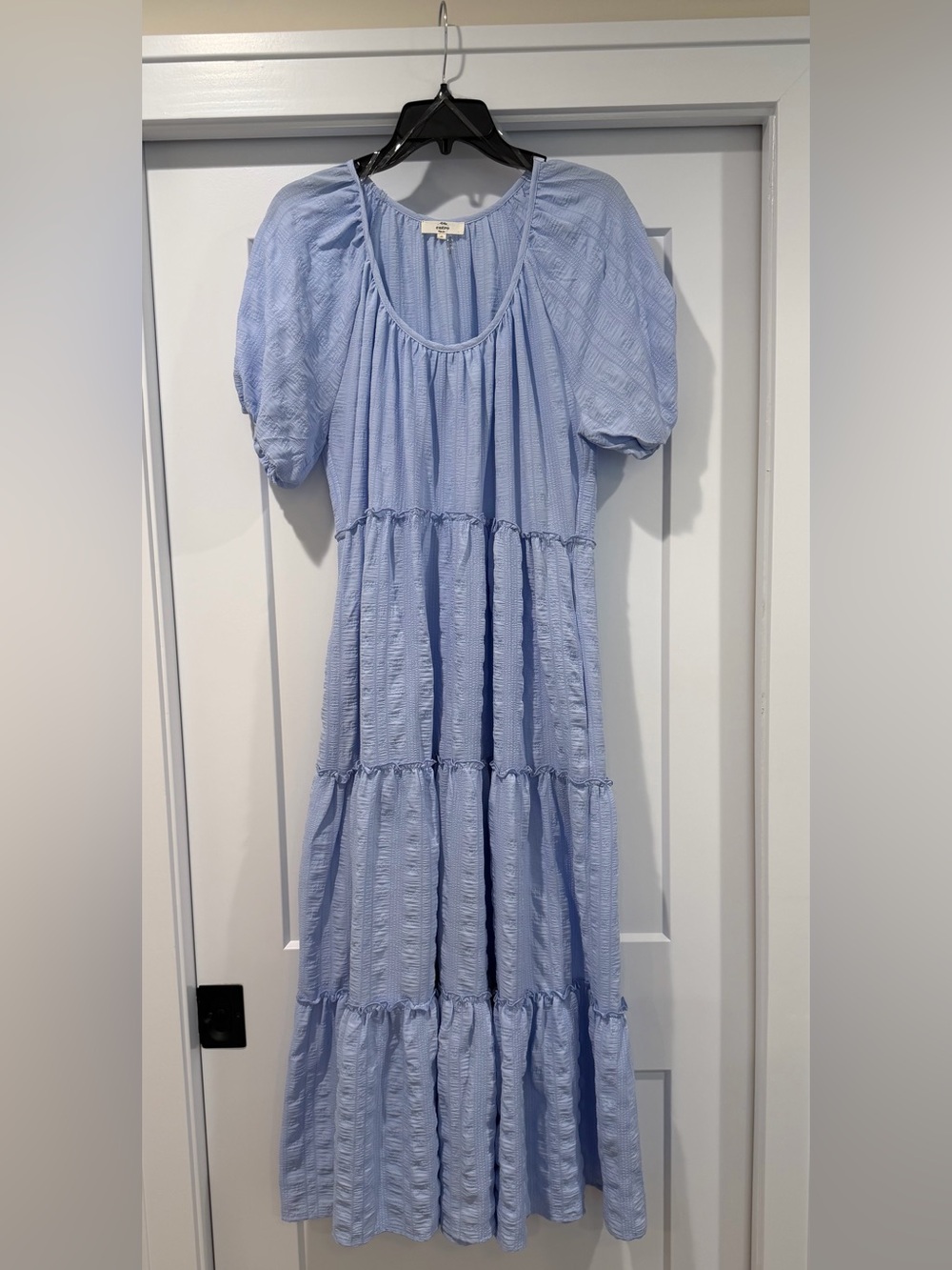 entro Women’s' Light Blue Tiered Puff-Sleeve Dress